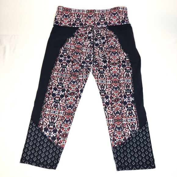 Athleta Salutation Sz M Leggings Paisley Floral Geo Navy Pattern Mid Rise Crop - Picture 2 of 8